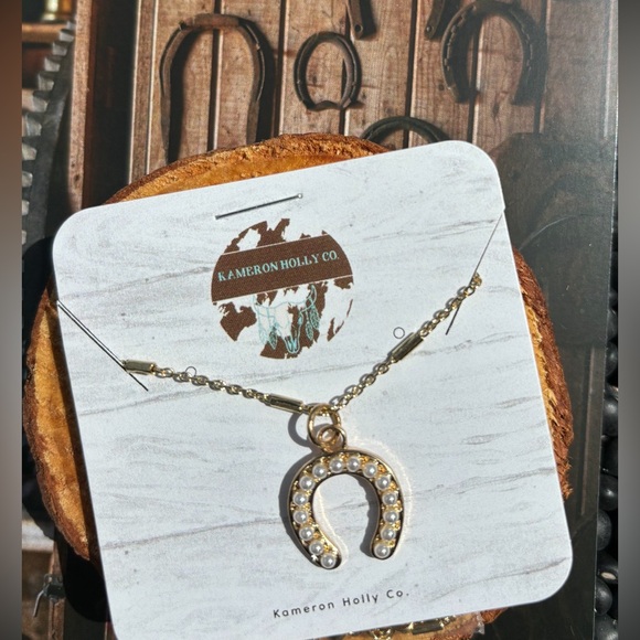 Lucky Horseshoe Necklace - Picture 1 of 2